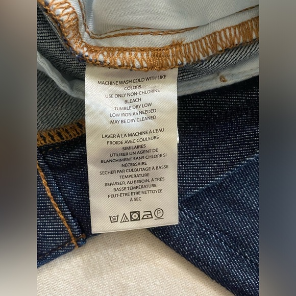 Pilcro Seamed Flounce High Rise Wide Jeans NWT - Picture 10 of 14